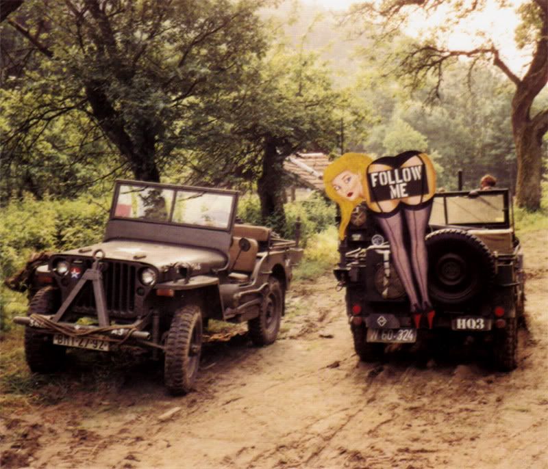 jeep_follow_me_sign.jpg