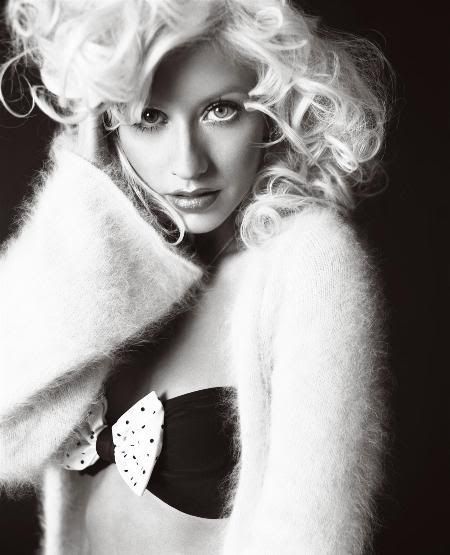 Christina Aguilera (6 фото)
