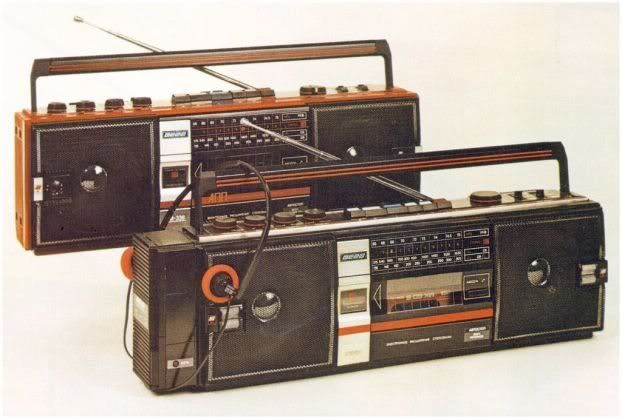 Советские магнитофоны и плееры (40 фото)