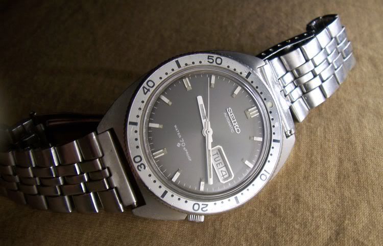 Seiko_6106-8100_01.jpg