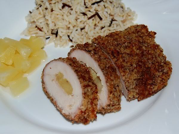 Куриные грудки с ананасом
