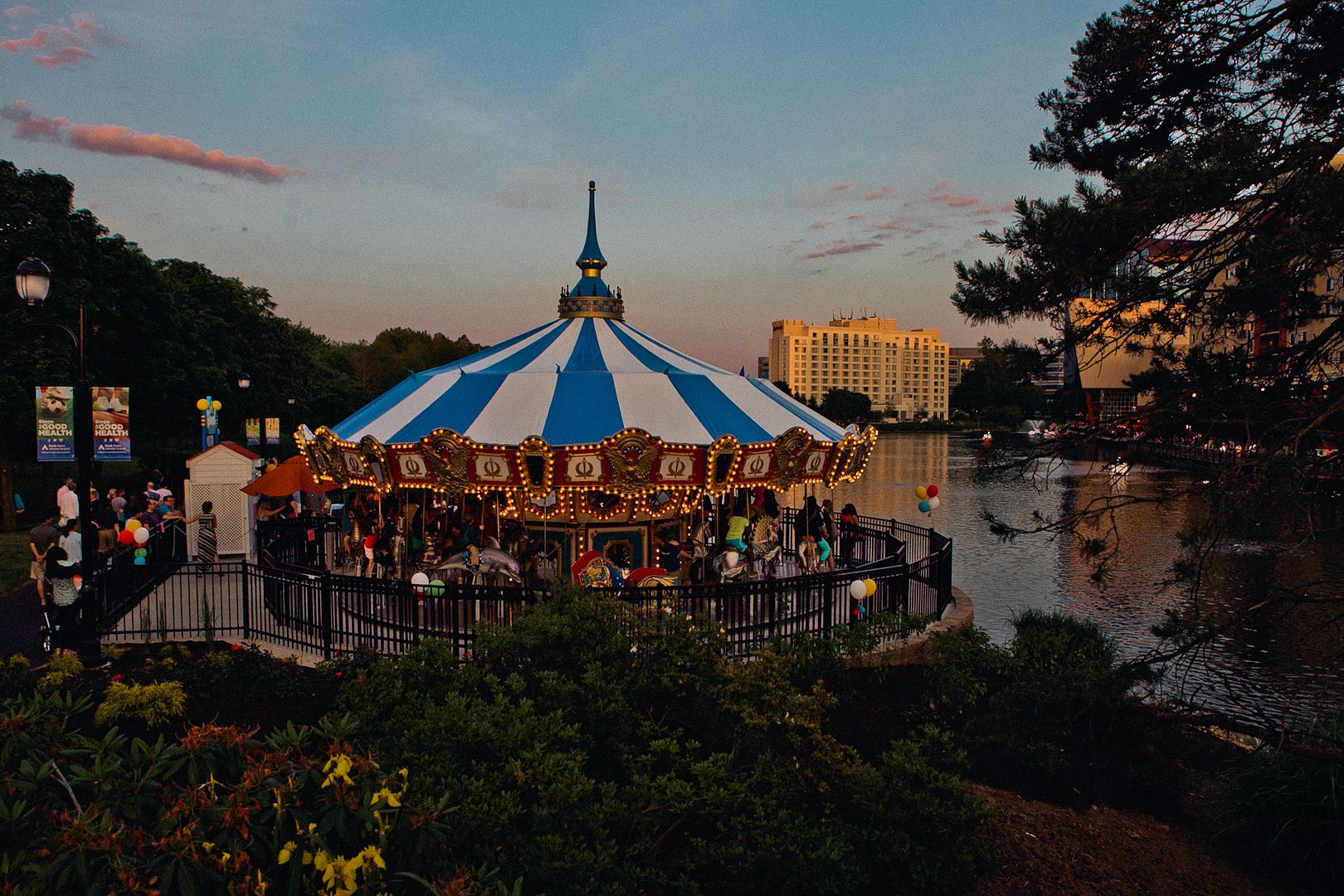  photo im_kristen_rio_carousel_photography_washingtonian24of28.jpg