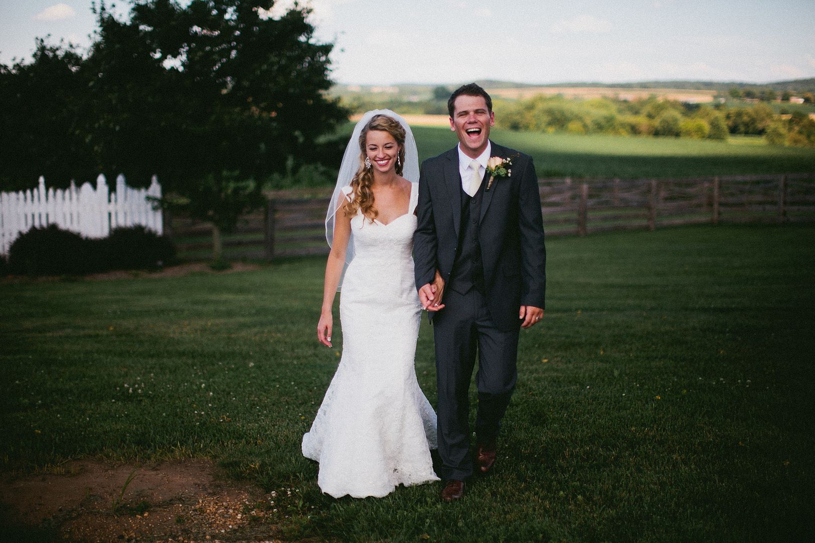  photo becca_nick_maryland_wedding_photographer_walkers_overlook_wedding_photography104of166.jpg