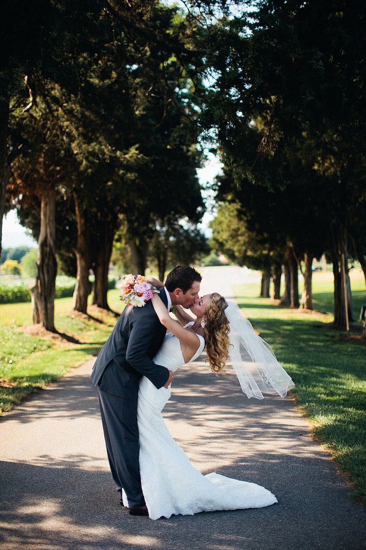  photo becca_nick_maryland_wedding_photographer_walkers_overlook_wedding_photography85of166.jpg