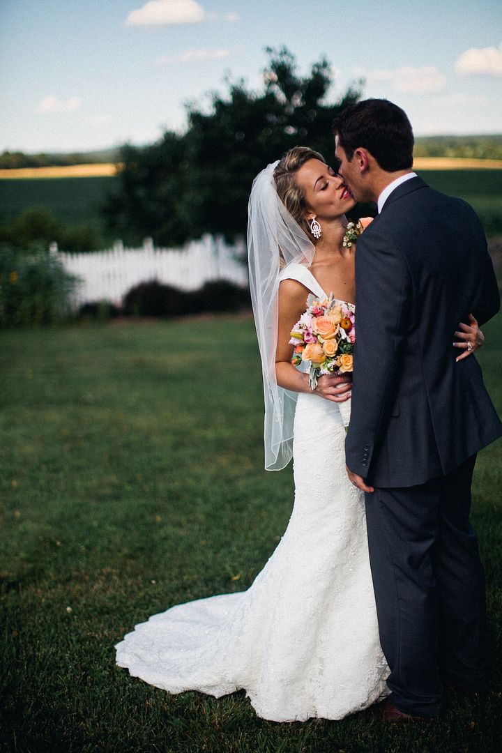  photo becca_nick_maryland_wedding_photographer_walkers_overlook_wedding_photography94of166.jpg