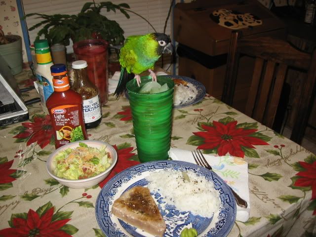 FOODLATEDEC09016.jpg