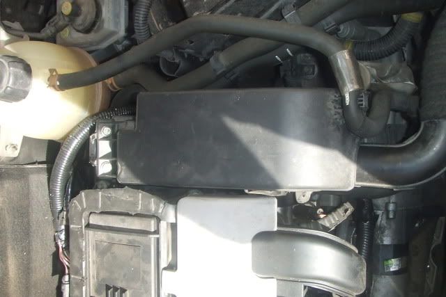 http://i232.photobucket.com/albums/ee250/LePsY013/Clio%20II/DSCF1385.jpg