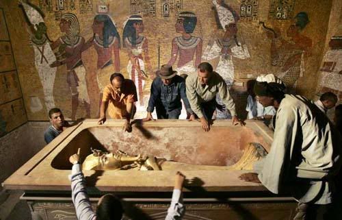 พระศพฟาโรห์ตุตันคาเมน อียิปต์เผยร่างจริงต่อสาธารณชน น่าสนใจมากๆ