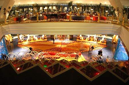รูปภาพ BURJ AL ARAB โรงแรมที่สวยที่สุดในโลก โรงแรม 7 ดาว สวยหรูหรามากๆ