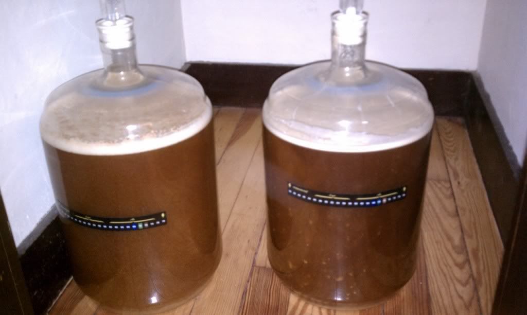 My 1st beer Airlock overflow HELP! Homebrew Talk Beer, Wine