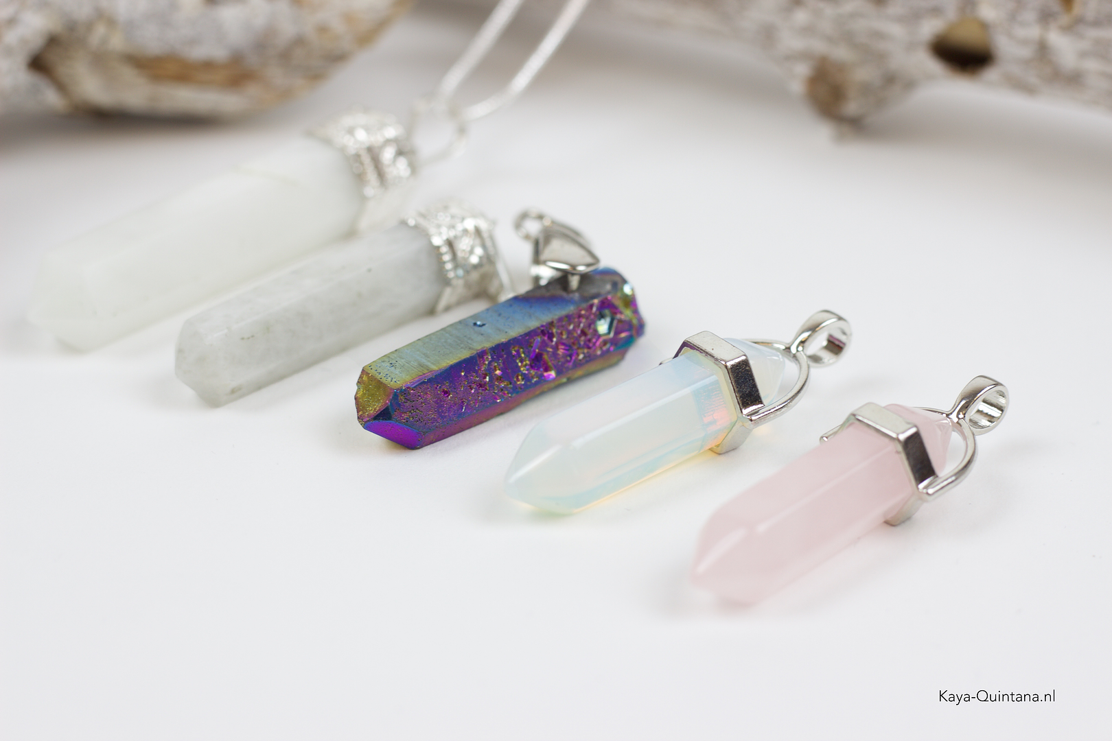 rainbow quartz pendant