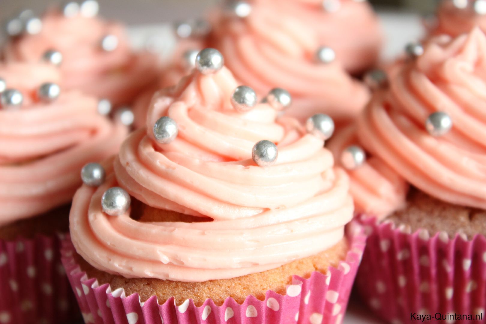 cupcake met roze frosting