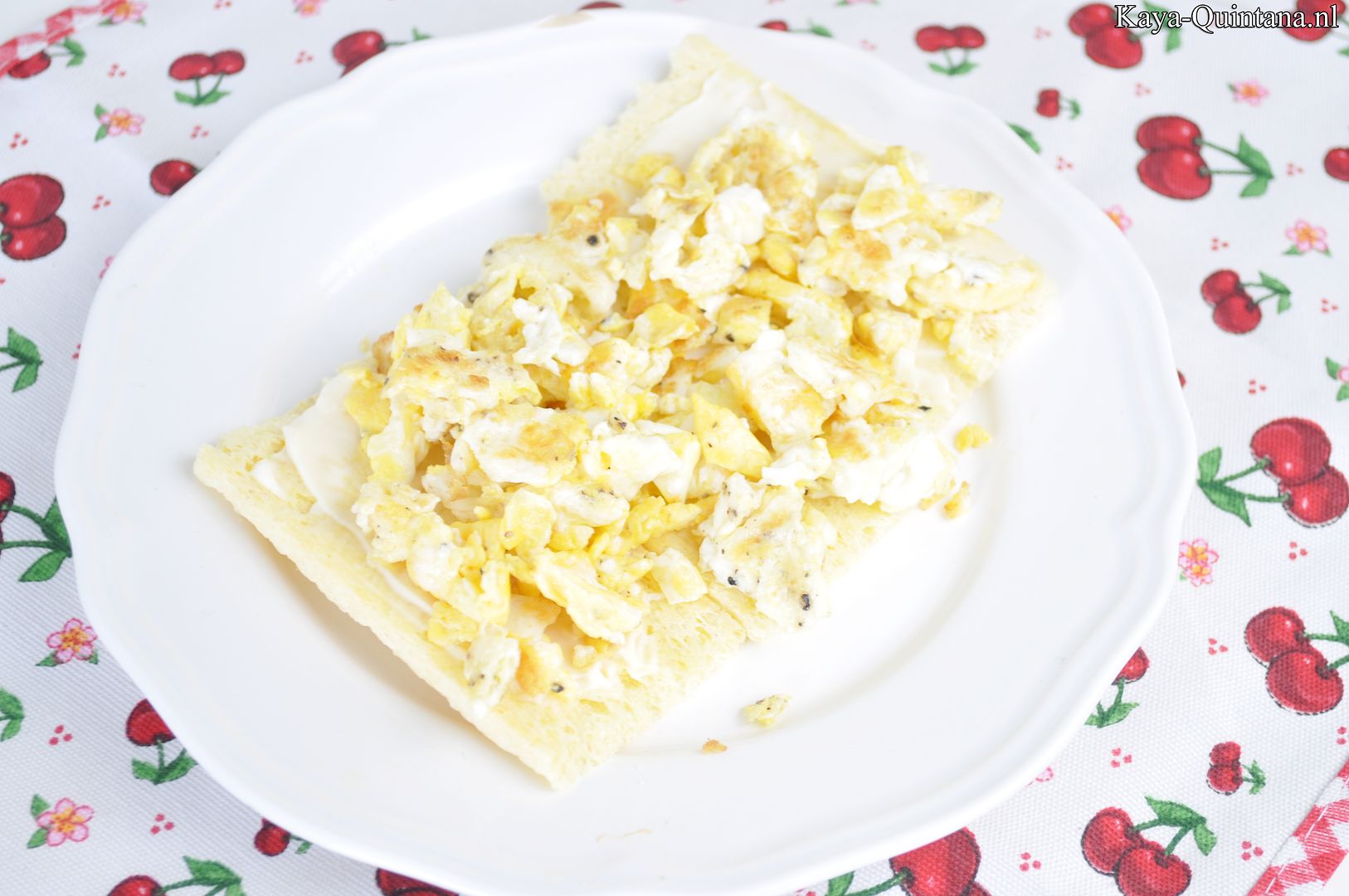 ontbijt met scrambled eggs
