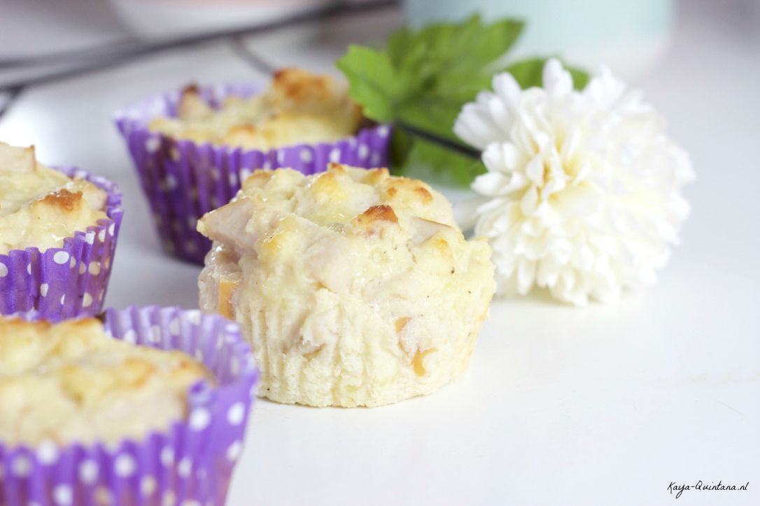 Low carb cream cheese muffins