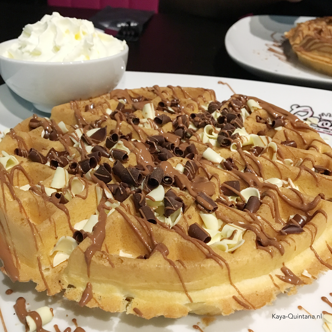 waffle with chocolate