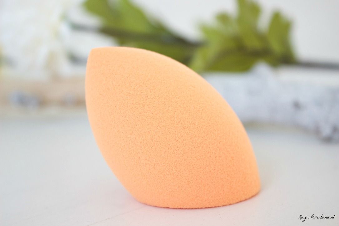 Real techniques miracle complexion sponge review