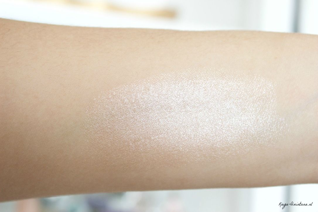 MUA luxe highlight shimmer stick swatches