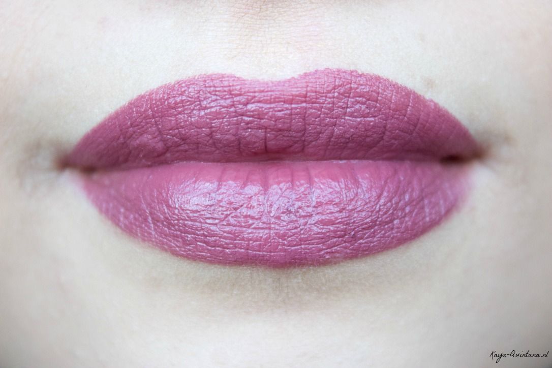 berry temptation lipstick swatch