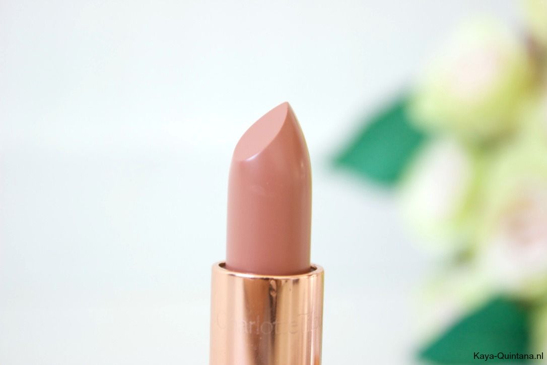 Charlotte tilbury penelope pink lipstick