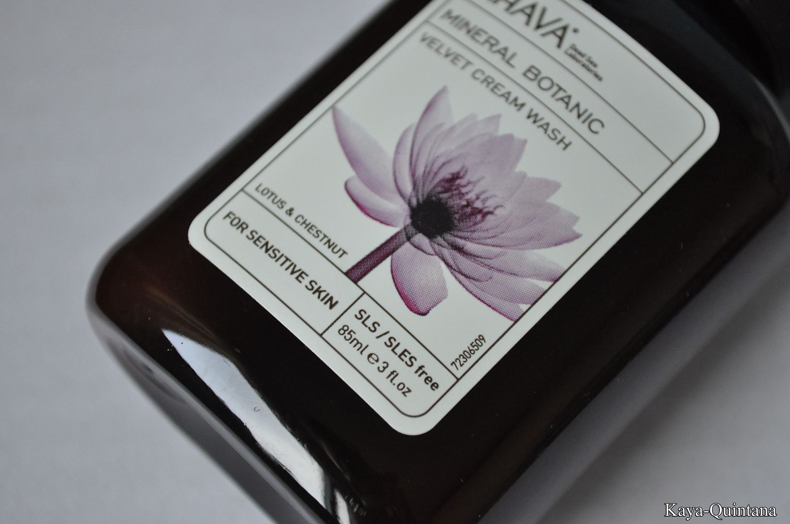 ahava velvet cream wash lotus en kastanje