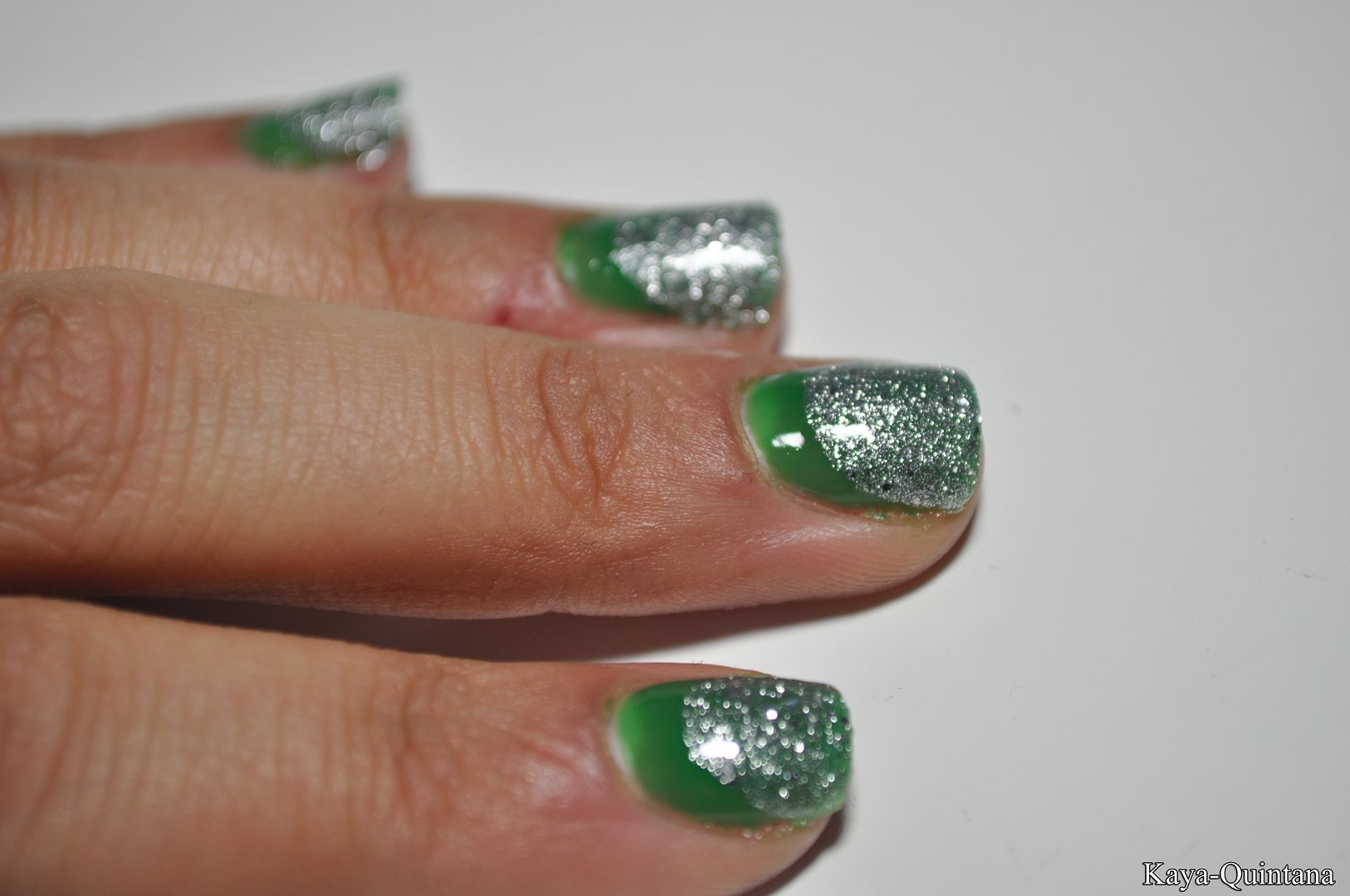 groen met zilver nail art