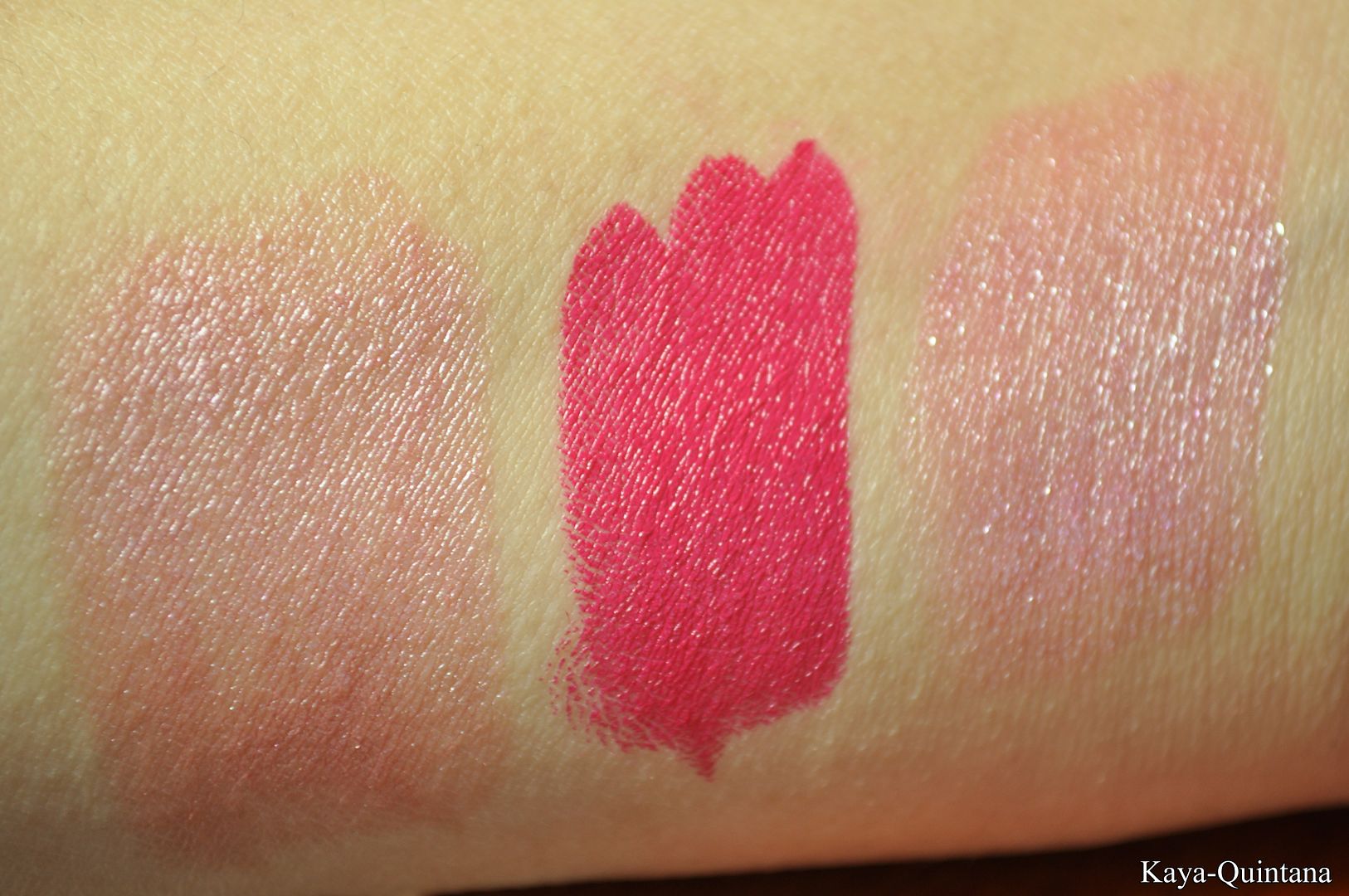 moisture renew lipstick swatches