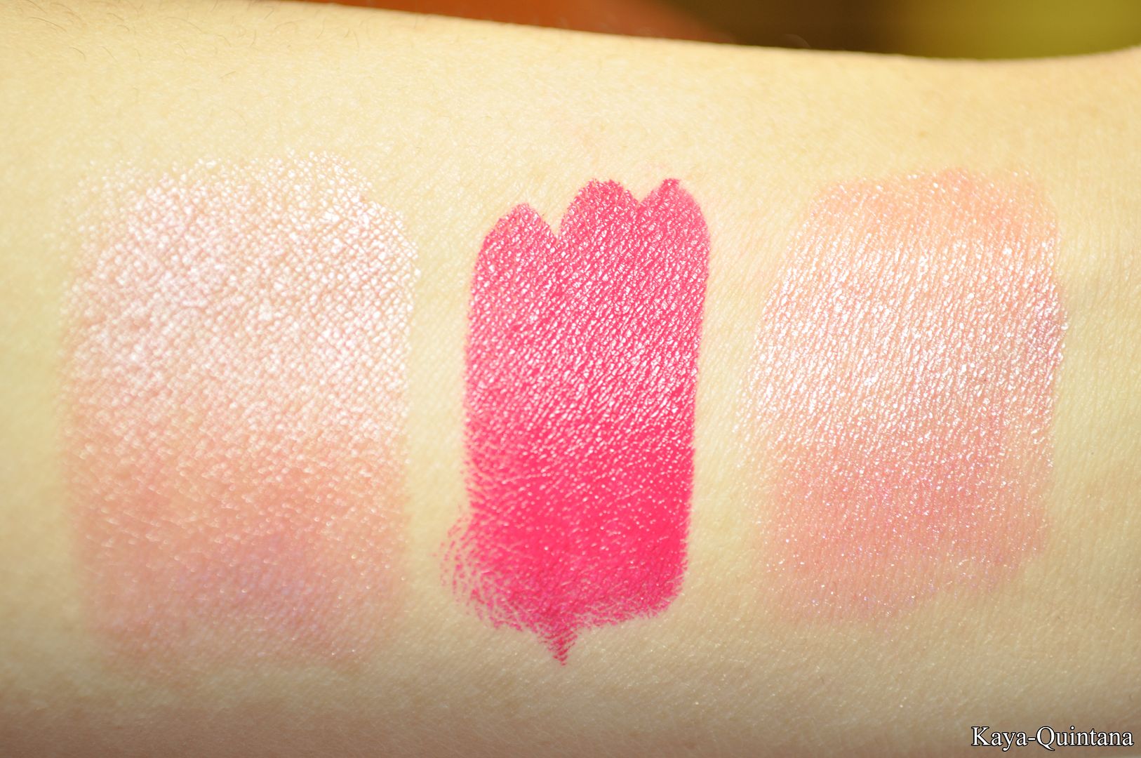 moisture renew lipstick fancy, nute or not to nude en as you want victoria