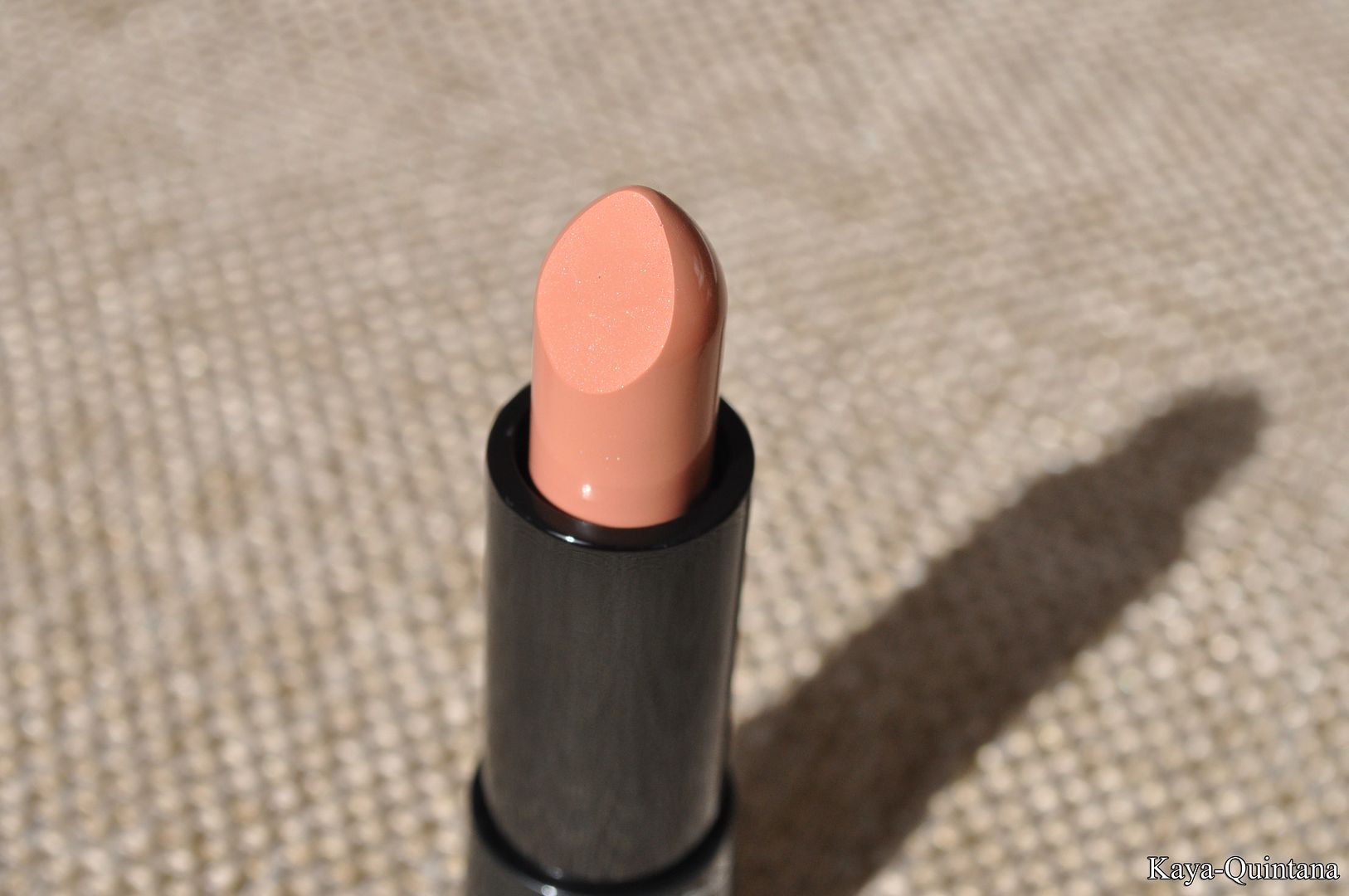 mac mineralized rich lipstick in luxe naturale