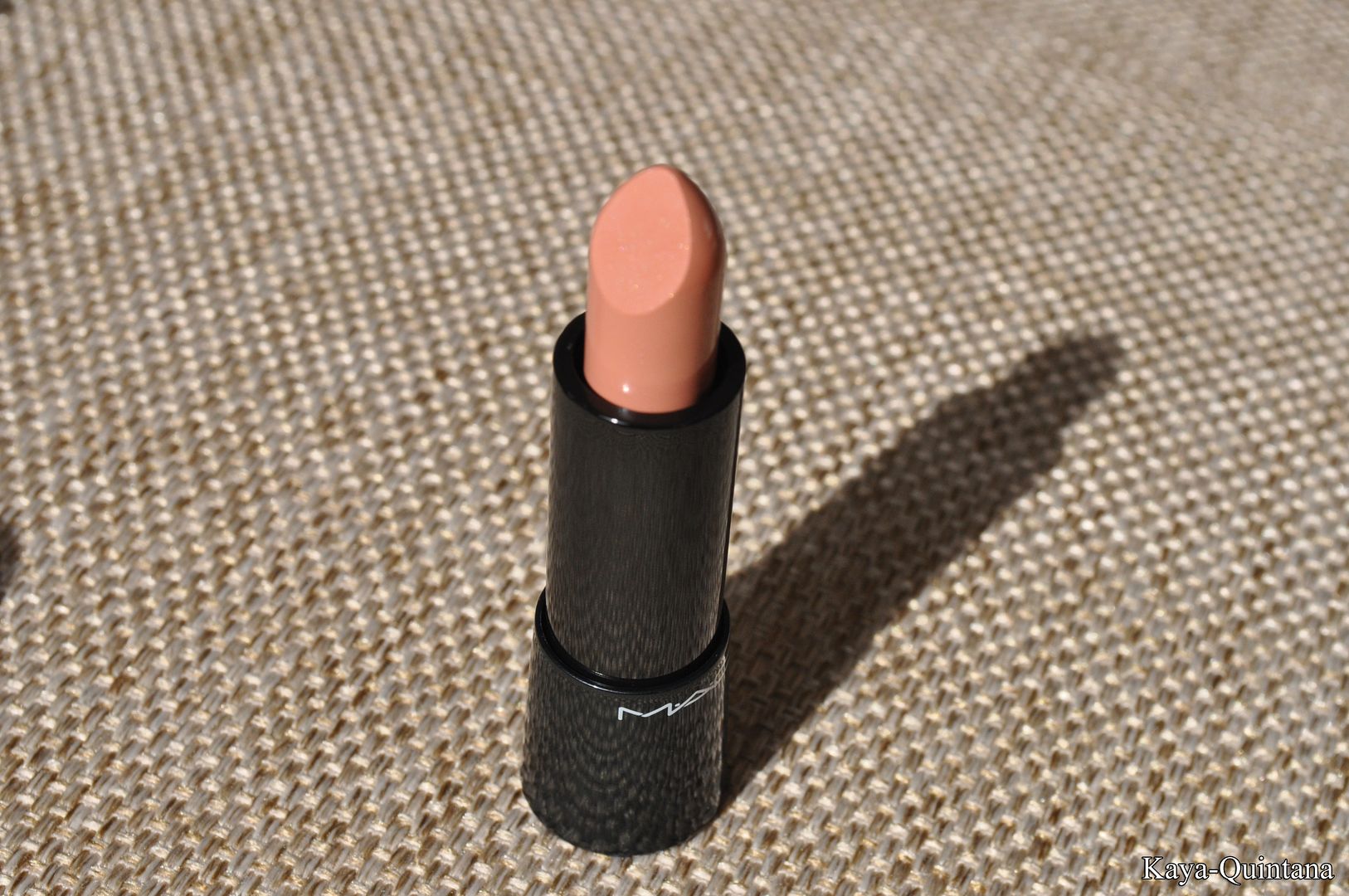mac mineralize lipstick luxe naturale