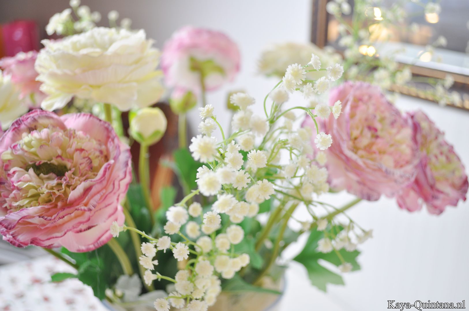 bloemen op tafel