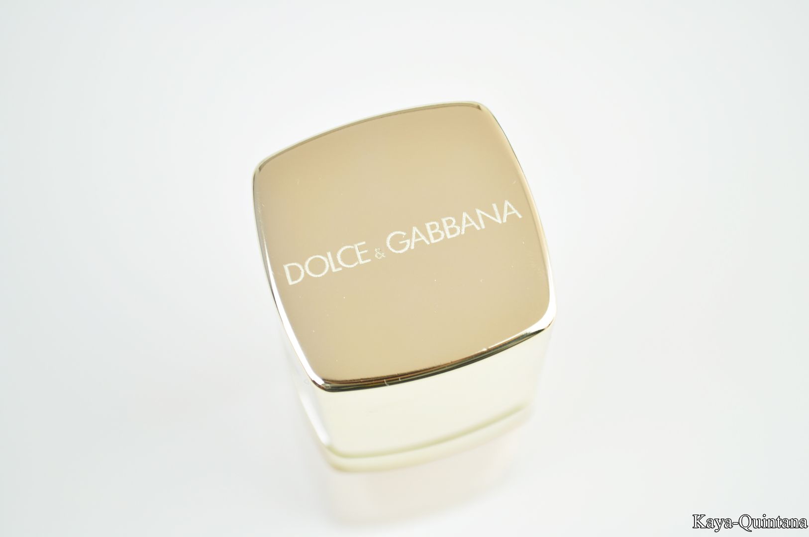 dolce and gabbana foundation review