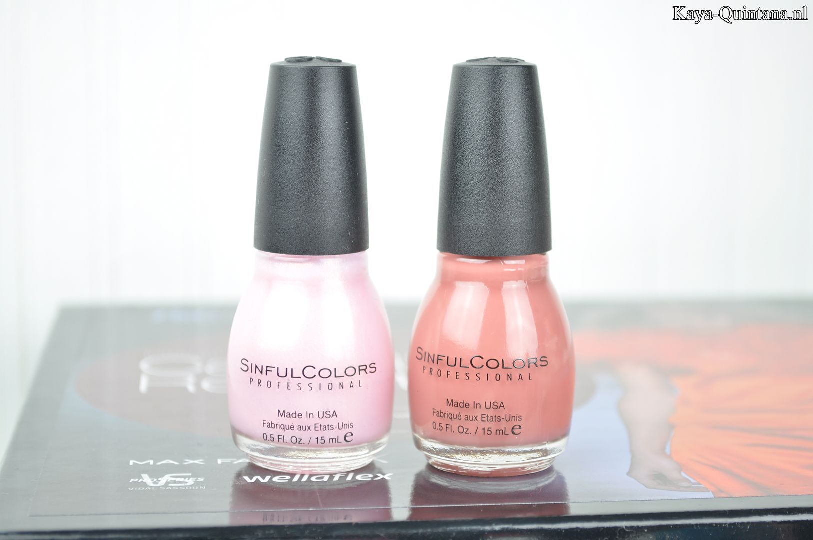 sinful colors nagellak in glass pink en vacation time