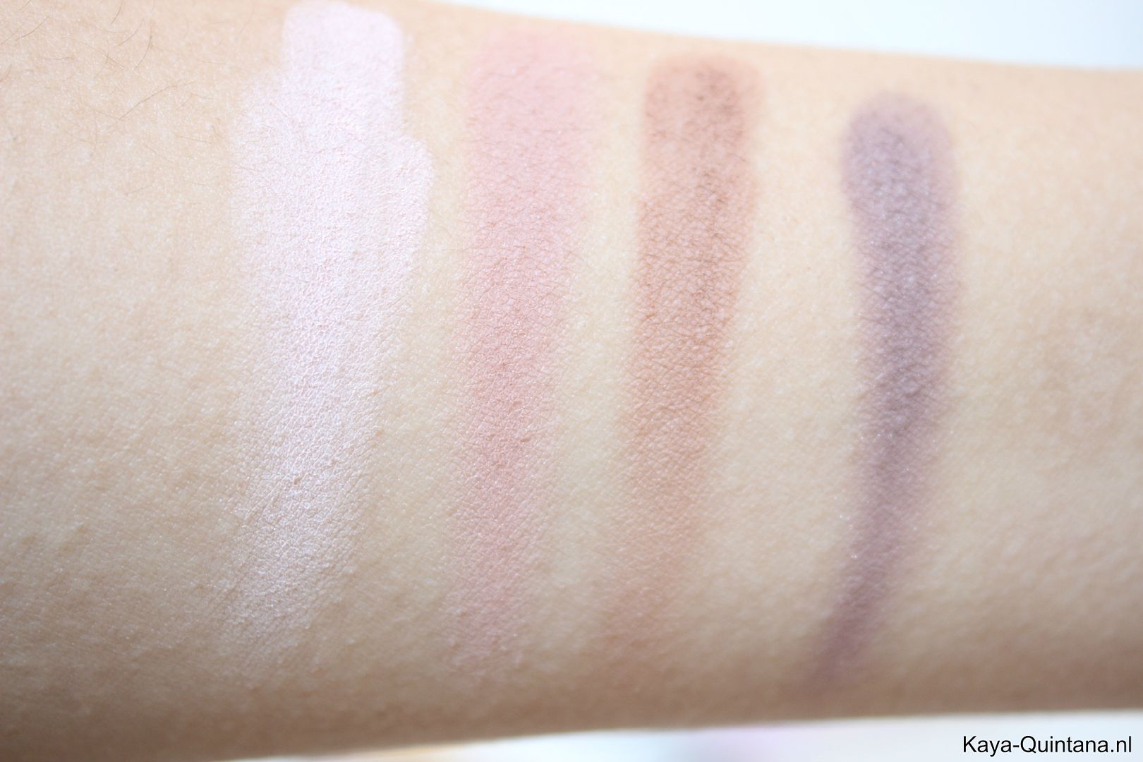 urban decay vice 3 palette swatches