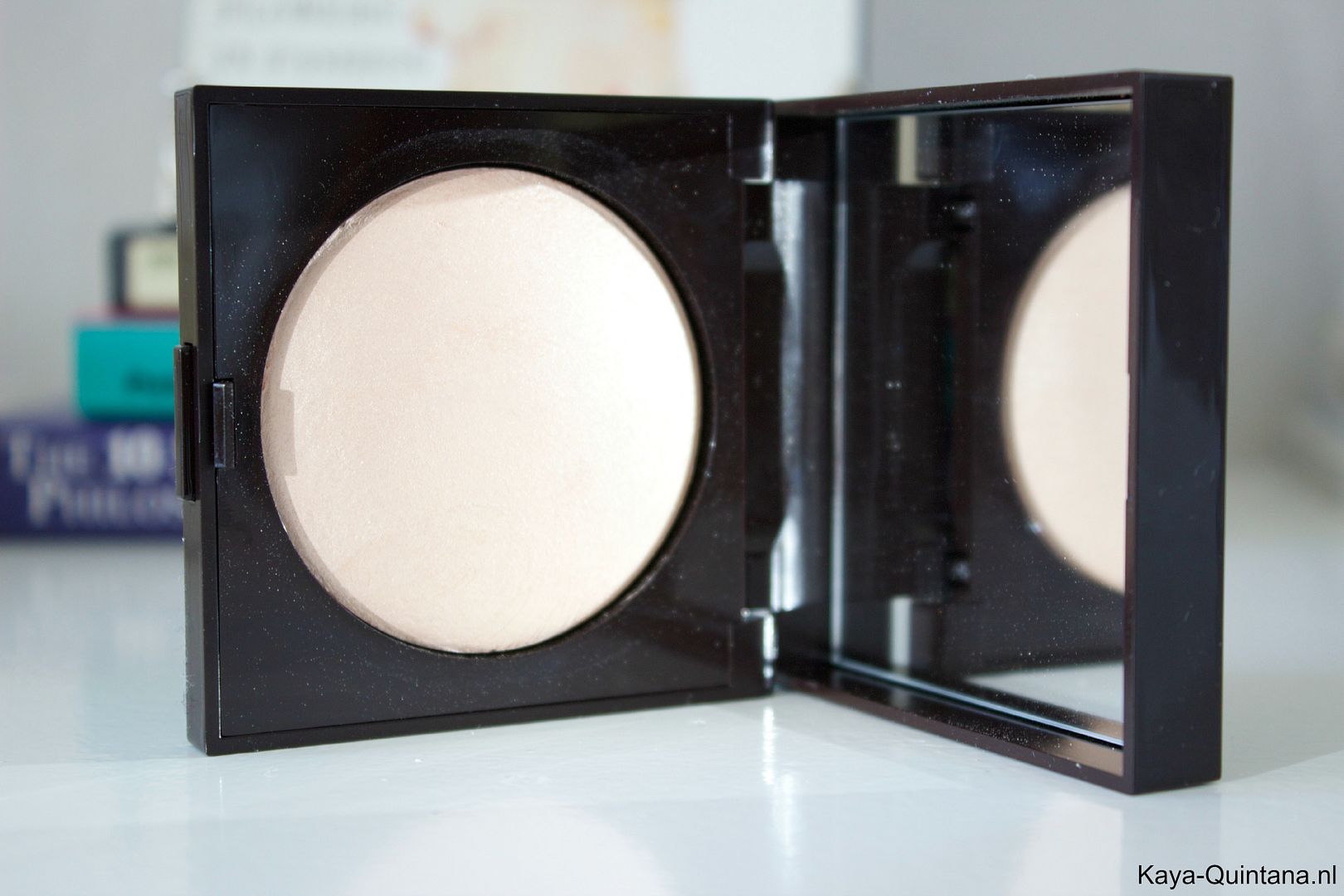 laura mercier highlight