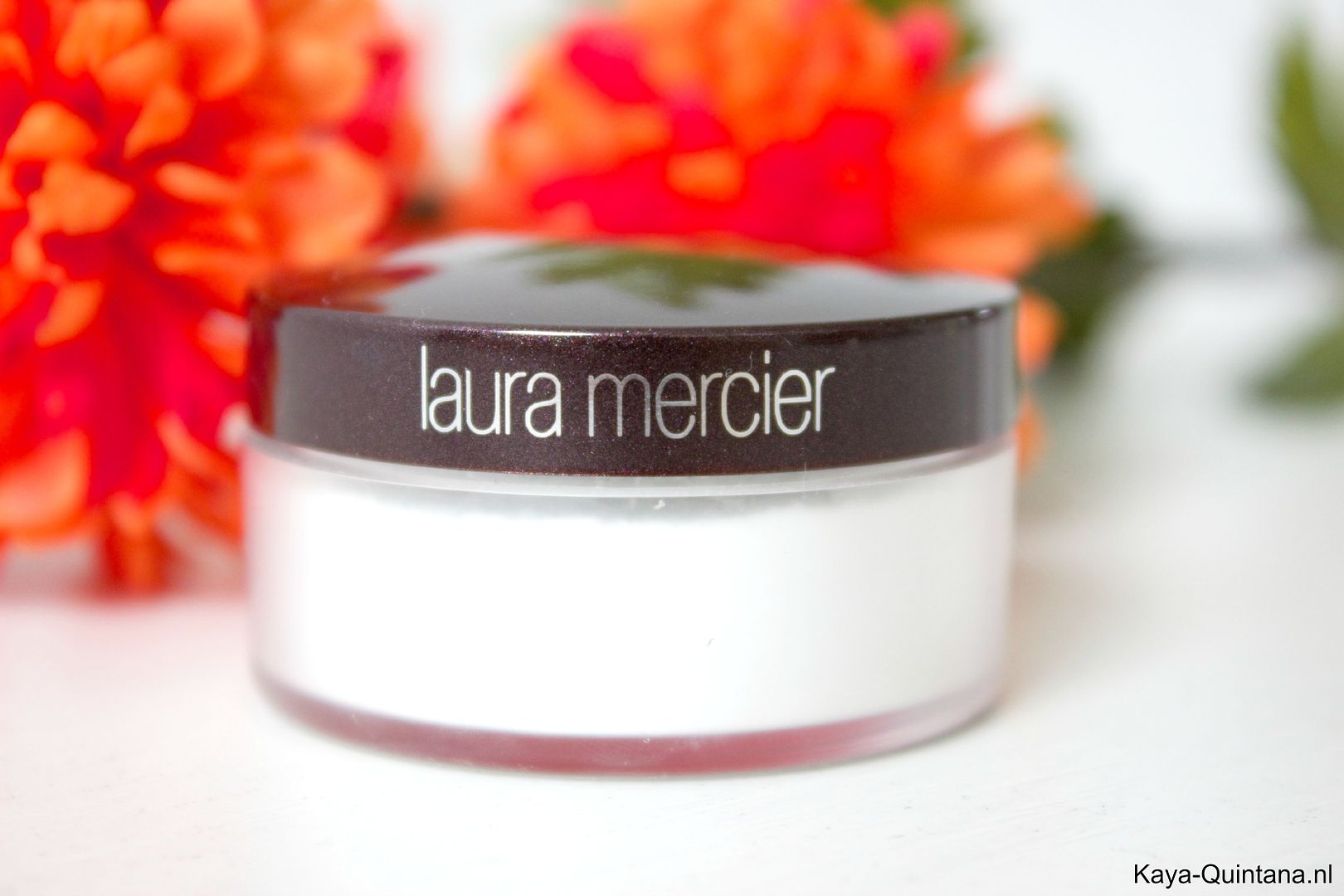 laura mercier secret brightening powder review