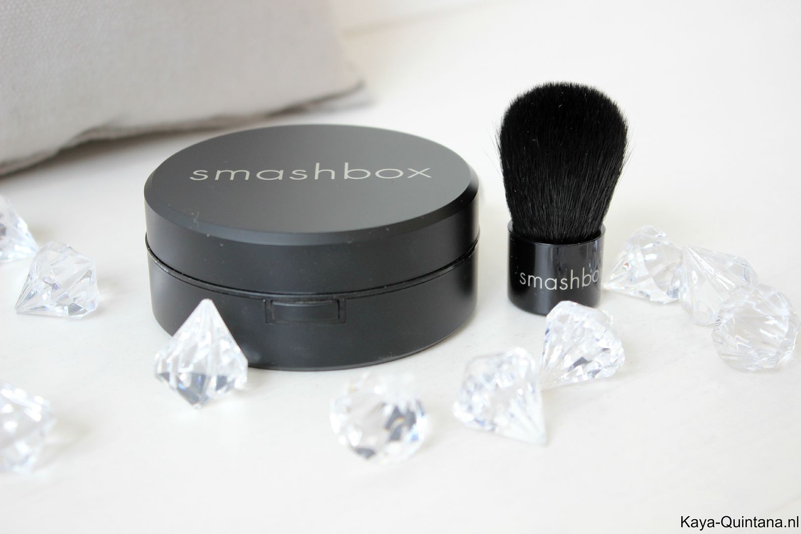 smashbox halo powder via douglas