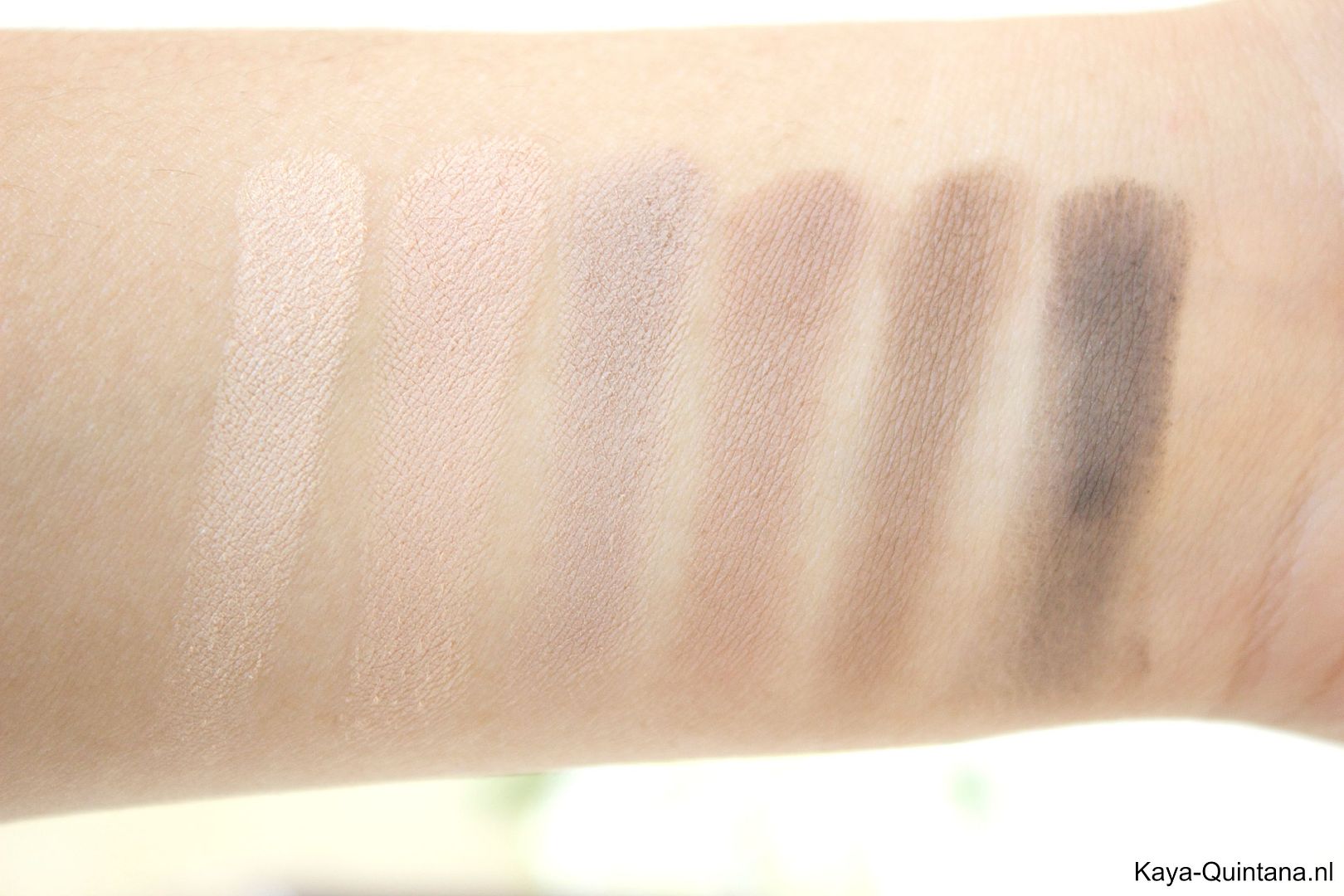 urban decay naked 2 basics palette swatches