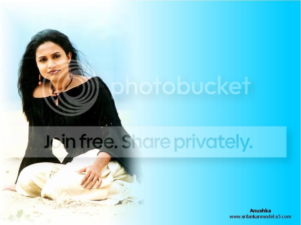 Anushka-1.jpg