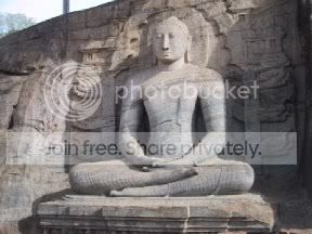 galvihara1.jpg