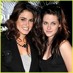 http://i232.photobucket.com/albums/ee236/shadowma1771/Twilight/nikki-reed-kristen-stewart-bff.jpg