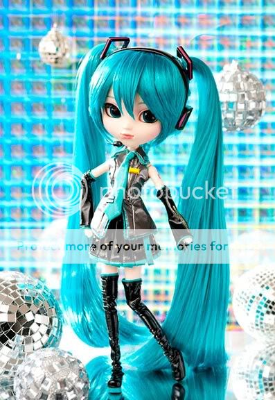   P034 VOCALOID HATSUNE MIKO ANIME GROOVE FASHION DOLL NEW NIB  